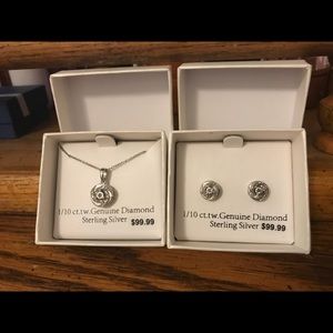 ❣️Genuine Diamond Necklace & Earrings Set!❣️